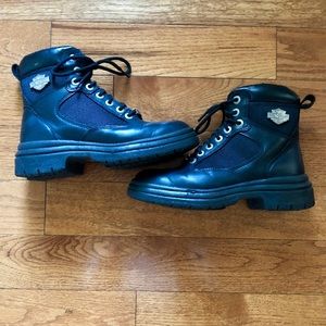 Women’s Harley Davidson boots